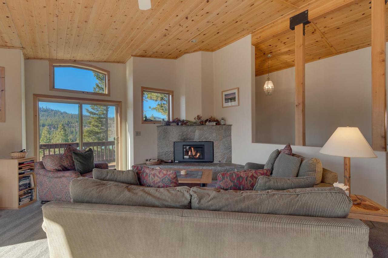 Stockholm - Beautiful Views In Tahoe Donner - Private Hot Tub - Pet Friendly Villa Truckee Exterior photo